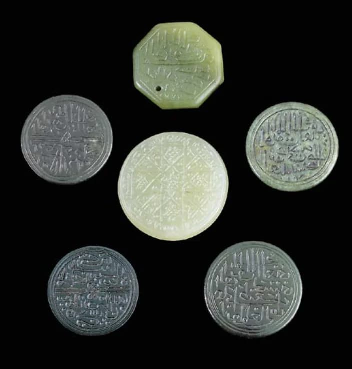 SIX TIMURID AND EARLY SAFAVID ENGRAVED JADE SEALS